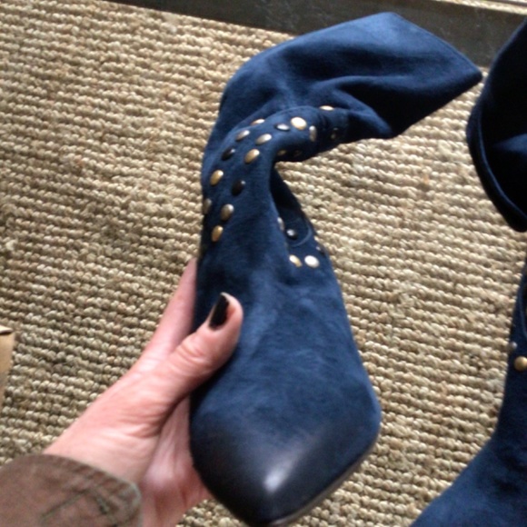 Sale! Rare Free People studded Dakota suede boot - Picture 4 of 13